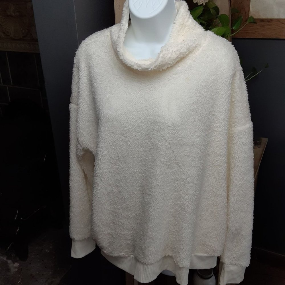 Rbx White Turtle neck fuzzy warm sweater